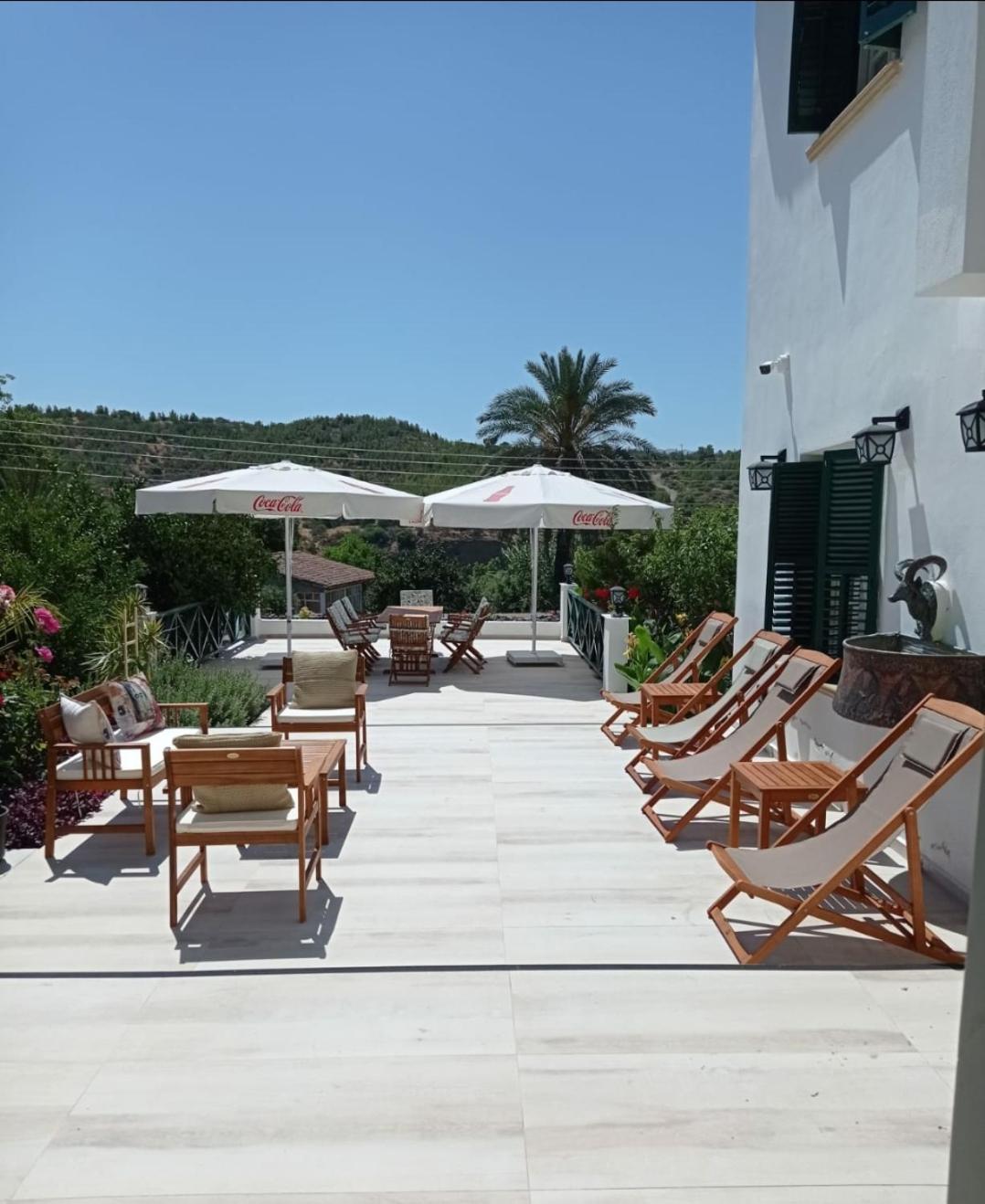 Dervise Mehmet Guest House Lefka  Esterno foto