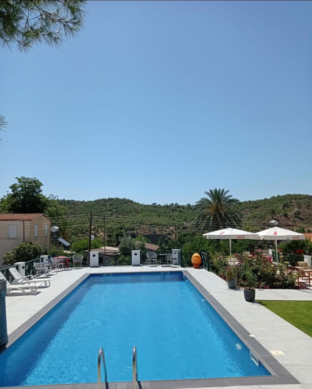 Dervise Mehmet Guest House Lefka  Esterno foto